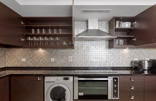 Trade Center Apartment | Blueground | Trade Centre 1, pool, nr Dubai Mall