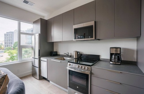 Truxton Circle Apartment | Blueground | Truxton Circle, view, nr Union Station