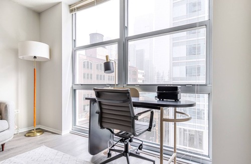 West Loop Gate Apartment | Blueground | West Loop, gym & bbq, nr Willis Tower