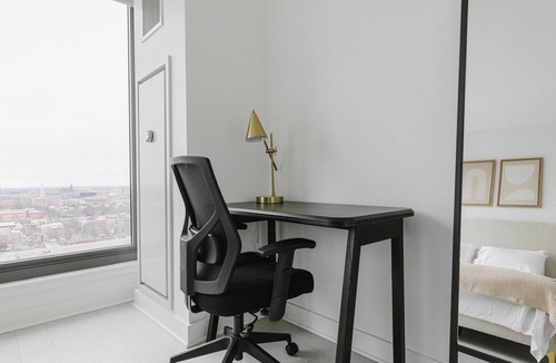 West Loop Apartment | Blueground | West Loop, pool & w/d, nr Willis