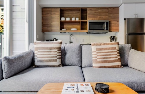 West Queen Anne Apartment | Blueground | West Queen Anne, view, nr Kerry Park