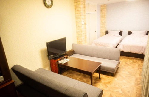 Hiroshima City Centre Apartment | BlueHouse