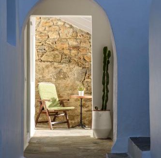 Mykonos Town Apartment | Blueisla GREY Studio Town Mykonos