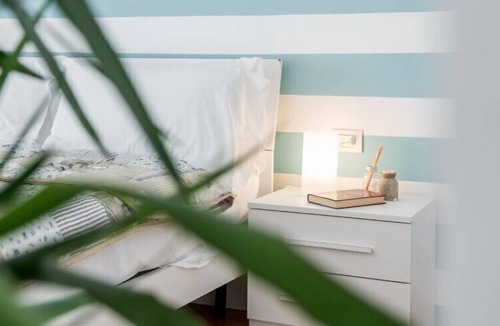 Olginate Hostel | Bluelake Inn - Ostello