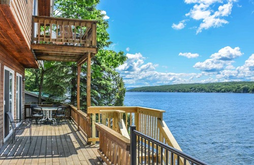 Town of Jerusalem Cottage | Bluestone Cottage: Sit back, Relax, and Enjoy Breathtaking Sunsets!