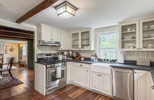 Goshen House | Bluestone Cottage