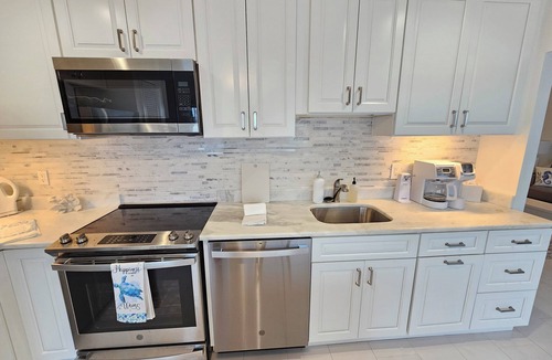 Estate Bolongo Condo | Blueviews @ Sea Cliff 3Bed/3Bath