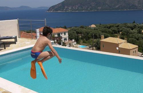 Evreti Villa | BlueVilla Evreti