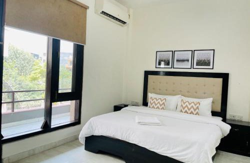 Gurugram Apartment | BluO 2BHK Golf Course Road, Balcony, Lift, Parking