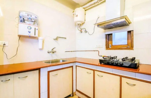 Defence Colony Apartment | BluO Classic 1BHK - Defence Colony Market