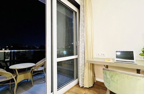 Gurugram Apartment | BluO Medicity - Boutique Hotel Gurgaon