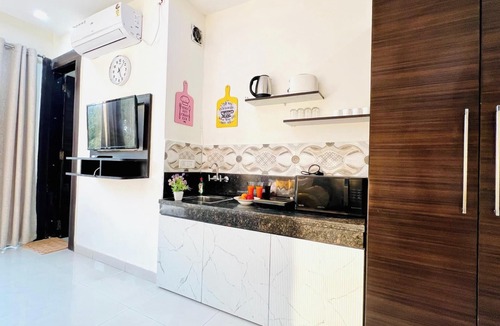 DLF City Apartment | Bluo Stays - DLF Cybercity