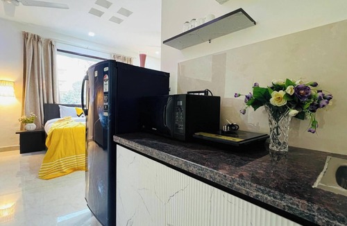 DLF City Apartment | Bluo Stays - DLF Cybercity