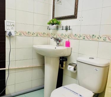 Defence Colony Apartment | BluO Studio Defence Colony Mkt - Kitchen, Balcony