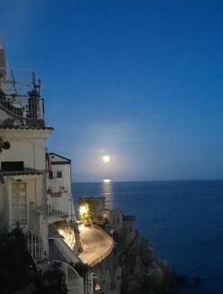 Amalfi House | Blurose