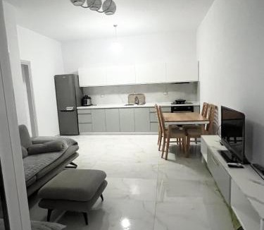 Librazhd Apartment | Blush