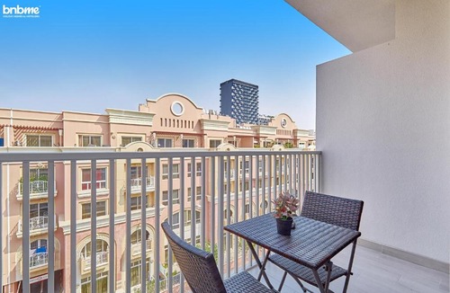 Jumeirah Village Apartment | bnbmehomes - Luma21