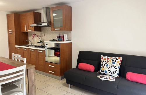 Pero Apartment | Bnbook - Olona C