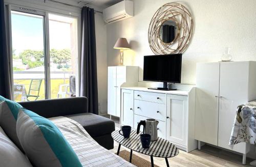 La Faviere Apartment | BO570-T62 Studio cabine 4 couchages BORMES LES MIMOSAS