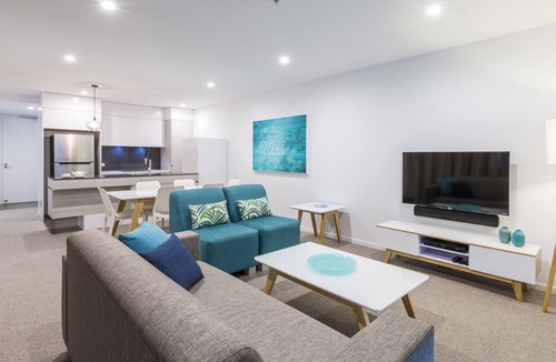 Burleigh Heads Apartment | Boardwalk Burleigh Beach