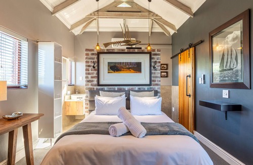 Wilderness House | Boardwalk Lodge - B&B