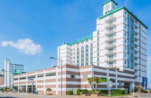 Northeast Virginia Beach Hotel | Boardwalk Resort and Villas