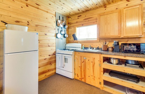 Garrison Cottage | Boat + Fish on Mille Lacs Lake: Walleye Cabin