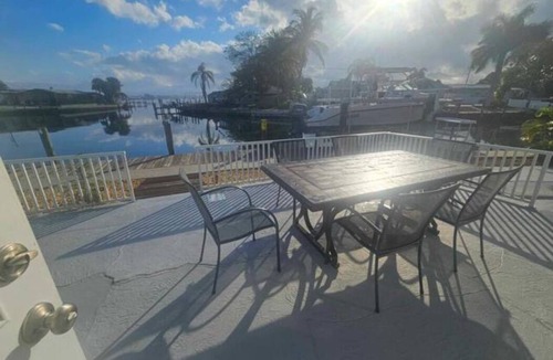 Whitney Beach House | Boaters Gateway