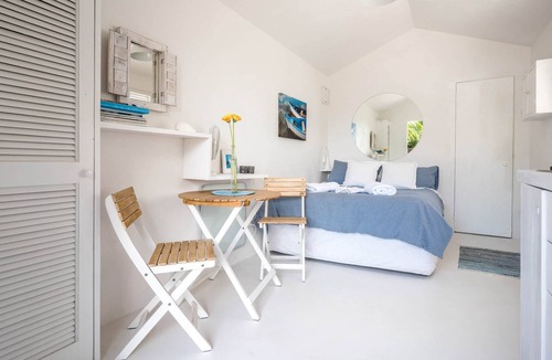 Surfdale Apartment | Boatsheds on the Bay, Boatshed #4