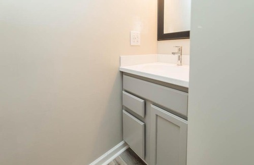 Bloomington Apartment | Bobby Knight Hall