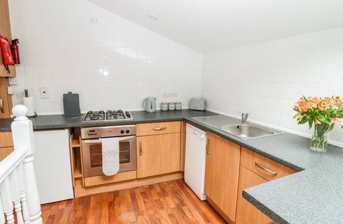 West Cliff Cottage | BOBBY'S, romantic, country holiday cottage, with a garden in Whitby
