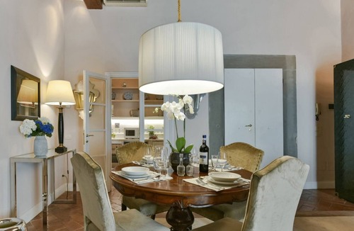 San Frediano Apartment | Boccaccio elegant apartment in Oltrarno