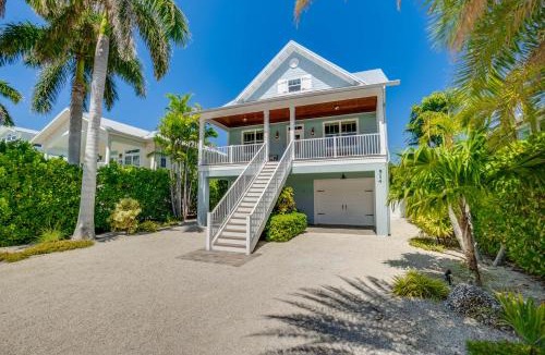 Anna Maria House | Bodacious Oasis, three bedrooms and two and half bathrooms plus den in Anna Maria