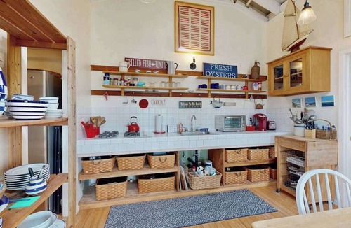 Salmon Creek Cabin | Bodega Bay Salmon Creek Waterfront Cottage for Two and Dogs
