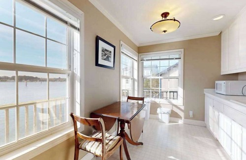 Old Town Apartment | Bodega Bay Waterfront Studio Cottage on Stilts with Fireplace