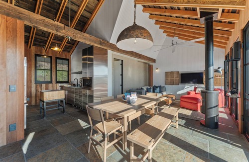 Bodega Bay House | Bodega Shoals Beach Access, Hot Tub & BBQ