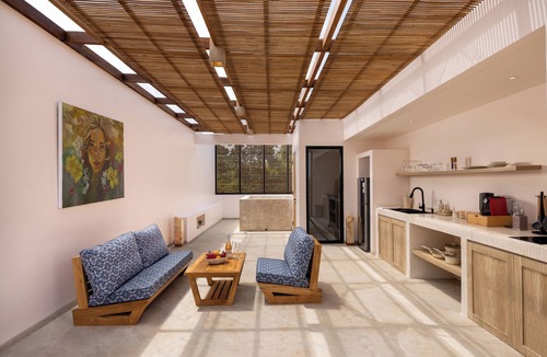 Kubutambahan Apartment | Bohemian Beachfront Apartments