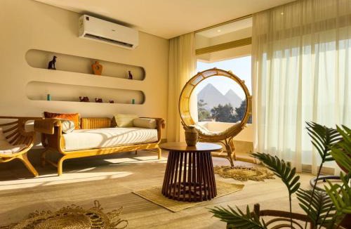 Al Haram Apartment | Bohemian Oasis with Pyramids View Ancient Bohemian Giza Khan