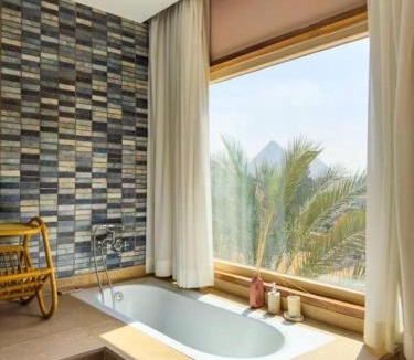 Al Haram Apartment | Bohemian Oasis with Pyramids View Ancient Bohemian Giza Khan