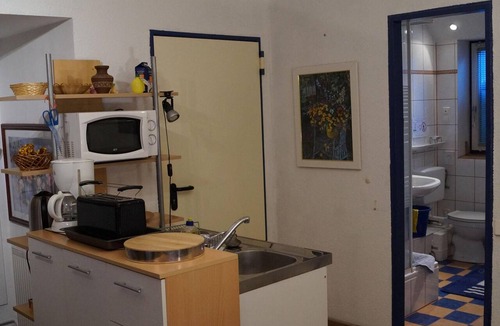 Mueggelheim Apartment | Bohne's '2er Müggelwaldzimmer' ruhiges und gemütliches Appartement in Köpenick mit Gartenplatz