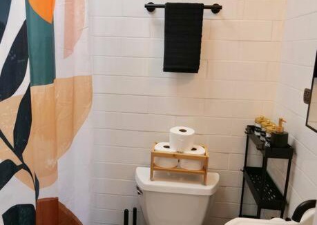 Logan Square Apartment | Boho Bliss - 1Br, 1Bath w/Patio!