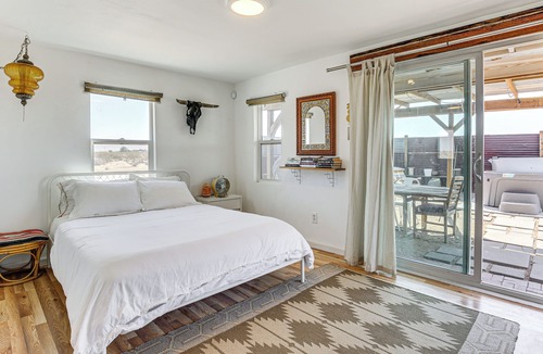 Twentynine Palms House | Boho Bungalow w/Hot Tub: 16 Mi to Joshua Tree NP