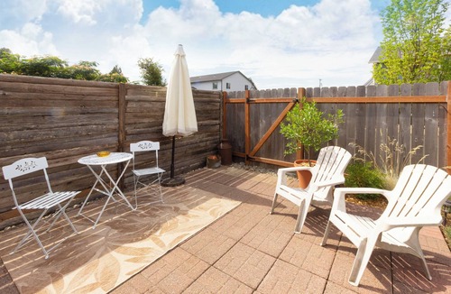 Silverton House | Boho Bungalow w/Hot Tub 4 Blocks From Downtown Silverton