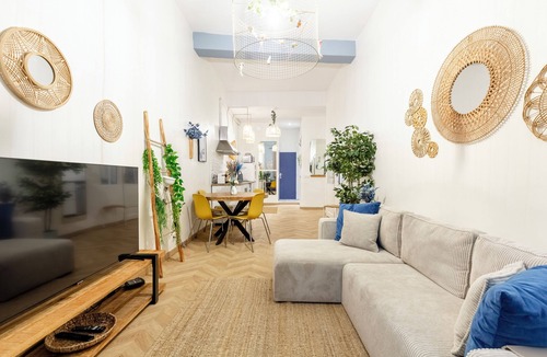 Carabacel Apartment | Boho Chic Apartment in Old Town