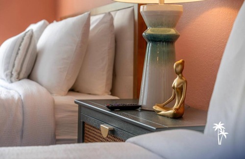 Southwest Orlando Apartment | Boho Chic Garden Condo 7 Min to Universal Parks