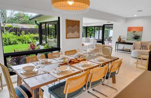 Harbour Inlet House | Boho Chic Heated Pool Walk To Beach Escapism at its finest Coconut Key H0MES