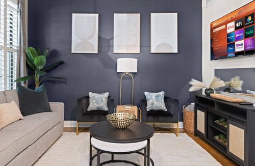 Midtown Apartment | Boho Chic Vibes 1-bedroom apartment with AC, WiFi Midtown Houston