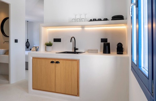 Drafaki Apartment | Boho Friends