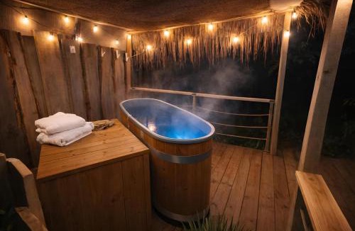 Proulieu Cabin | BOHO LODGE - Nuit insolite - Romantique & Spa