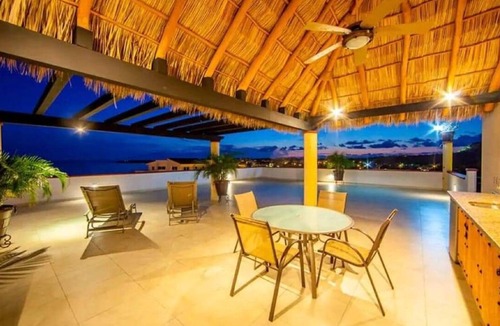 Emiliano Zapata Condo | BOHO Surf Bungalow